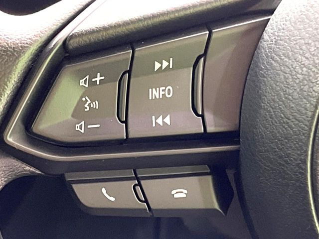 �y�X�e�A�����O�X�C�b�`�z�^�]���A�O������ڐ������炷���ƂȂ��A�I�[�f�B�I���̑��삪�\�ȕ֗��@�\!���S&���K�ȃh���C�u�����o���Ă���܂���