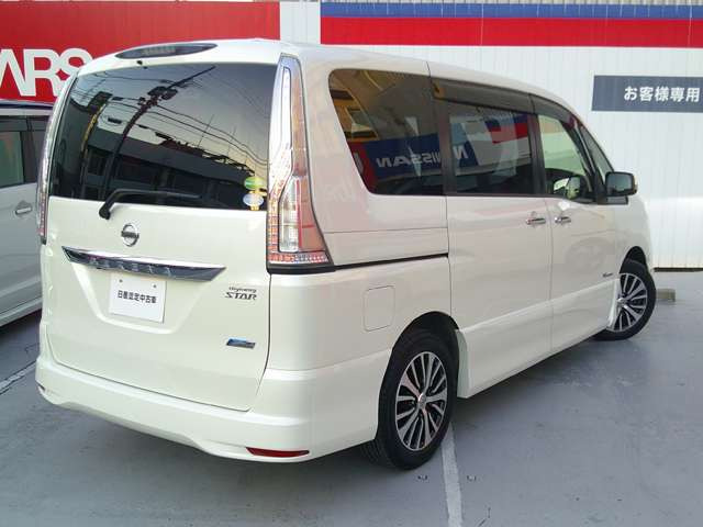 セレナ2.0 ハイウェイスター Vセレクション+Safety S-HYBRID