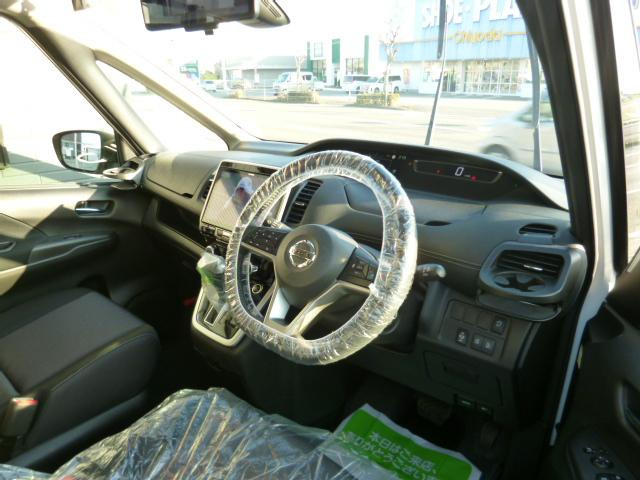 セレナ2.0 ハイウェイスター VセレクションII