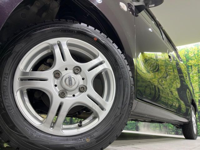 �y����13�C���`�A���~�z�C�[���z�O�ςɃ}�b�`���������A���~�z�C�[���𑕒����Ă���܂��B�e��ЊO�A���~�z�C�[����A�X�^�b�h���X�^�C�����戵�����Ă���܂��B���񂲑��k����������