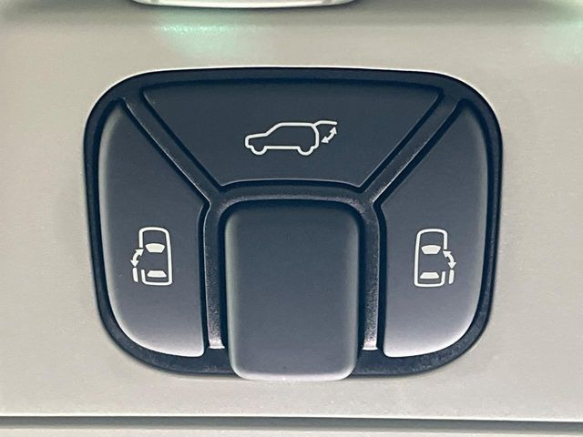 �y�����p���[�X���C�h�h�A�z�X�}�[�g�L�[��^�]�Ȃ̃X�C�b�`�Ō�ȗ����X���C�h�h�A�̊J���\���d��������͂����ăh�A���J����K�v�������A�����Ȃ��q�l�ł��ȒP�ɊJ���߂ł����K�ł���