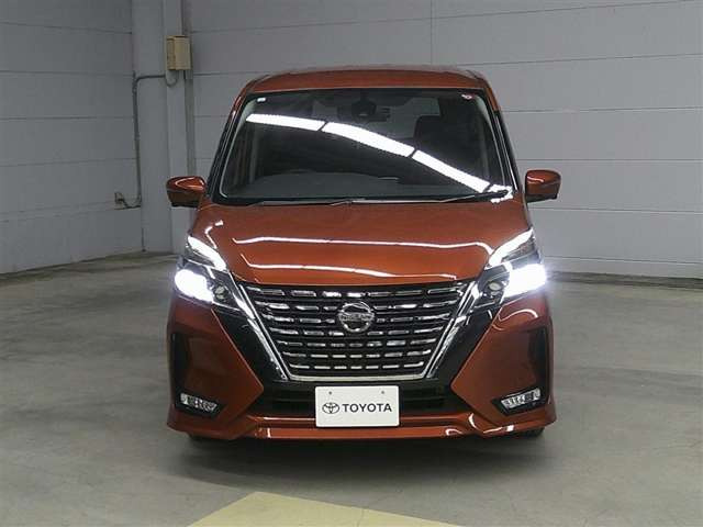 セレナ2.0 ハイウェイスターV