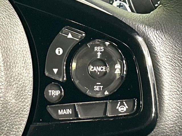 �y�A�_�v�e�B�u�N���[�Y�R���g���[���z�������H�ł̒��������s���y��!!�����ő��x��ۂN���[�Y�R���g���[�����A�Փˌy���V�X�e���ƘA�g���A�O���̎ԗ������m���ĎԊԂ�ۂ悤�ɑ��x���߂��Ă���܂�!!