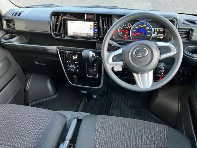 ���Ӓ菑�t���ň��S����O�ҋ@��(JAAA���{�����ԊӒ苦��)�̃v���Ӓ�m�ɂ���Ď��q��Ԃׂ̍��ȕ����܂ŊӒ���s�Ȃ��Ă��܂�!���ÎԂ̕s��������������S�ł��܂���!