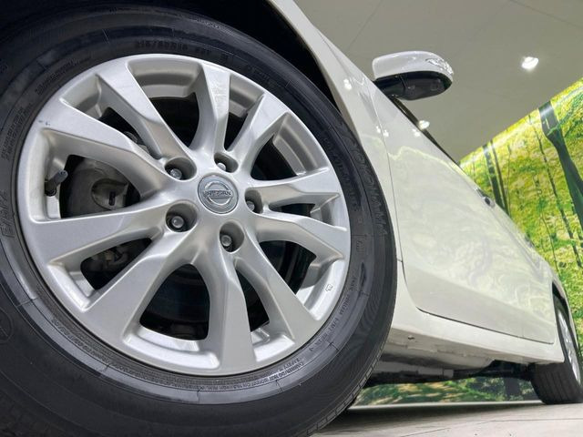 �y����16�C���`�A���~�z�C�[���z�O�ςɃ}�b�`���������A���~�z�C�[���𑕒����Ă���܂��B�e��ЊO�A���~�z�C�[����A�X�^�b�h���X�^�C�����戵�����Ă���܂��B���񂲑��k����������