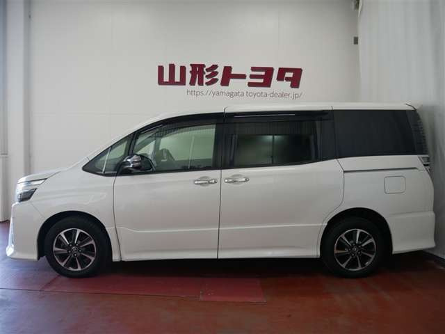 ヴォクシー2.0 ZS 煌 4WD