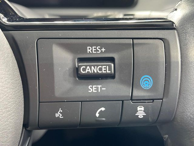 �y�v���p�C���b�g�z�������H�ł̒��������s���y��!!�a�؎��Ə��񑖍s�̃V�[���ŁA�A�N�Z���E�u���[�L�E�X�e�A�����O�������Ő��䂵�A�������^�]�̕��S���y�����Ă���܂���