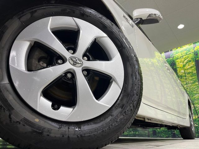 �y����15�C���`�A���~�z�C�[���z�O�ςɃ}�b�`���������A���~�z�C�[���𑕒����Ă���܂��B�e��ЊO�A���~�z�C�[����A�X�^�b�h���X�^�C�����戵�����Ă���܂��B���񂲑��k����������