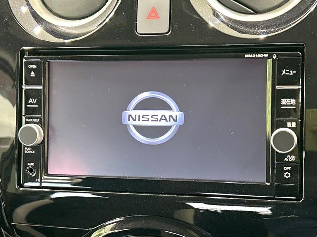 �y�����i�r�z�l�C�̏����i�r�𑕔����Ă���܂��B�i�r�̎g���₷���͂������A�I�[�f�B�I�@�\���[��!�L�����v�◷�s�͂������A�ʋ΂┃�����ȂǕ��i�̃h���C�u���y�����Ȃ�͂���