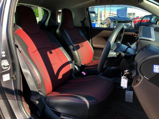 �^�]�ȃV�[�g���͎g�p�������Ȃ��A�ǍD�ȏ�ԂƂȂ��Ă��܂��B���J�Ɏg���Ă������Ƃ��悭�킩��܂��ˁB