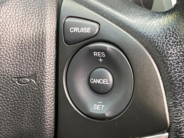 �y�N���[�Y�R���g���[���z�������H�����N���N���s�B�A�N�Z���𗣂��Ă���葬�x�ő��s���ł��A�������^�]���̕��S���y��!�����E�������ȒP�ȃX�C�b�`����Œ����ł��܂��B