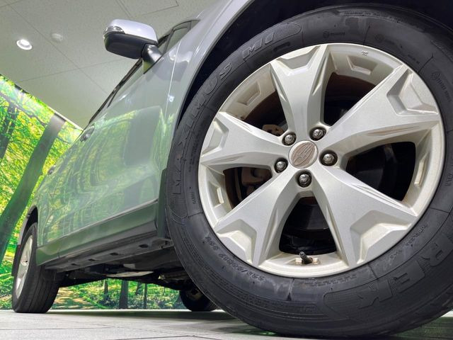 �y����17�C���`�A���~�z�C�[���z�O�ςɃ}�b�`���������A���~�z�C�[���𑕒����Ă���܂��B�e��ЊO�A���~�z�C�[����A�X�^�b�h���X�^�C�����戵�����Ă���܂��B���񂲑��k����������