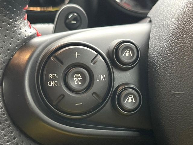 �����[�_�[�N���[�Y�R���g���[��:�O�̎ԂƂ̎Ԋԋ��������ɂƂ�A��葬�x�Ŏ������s���Ă���鎟����̃N���[�Y�R���g���[��!��ɍ������H�⎩���Ԑ�p���H�Ŏg�p����֗��ȋ@�\�ł�!