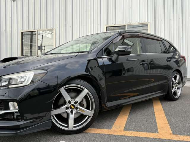 ��������ƃ����e�i���X���ꂽ�{�f�B�́A�F�����������Y��ȏ�Ԃ�ۂ��Ă���܂���