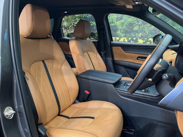 �y�n�[�t���U�[�V�[�g�z�������ƍ���S�n�𗼗������l�C�̃V�[�g���w�ʁE���ʂ̓X�G�[�h���ƂȂ��Ă���A���G��⊊��ɂ����ɗD��Ă��܂��B�C���╞���ɍ��E���ꂸ���K�ɂ���肢�������܂��B