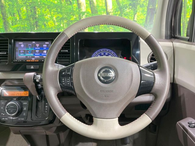 �y�����v�����X�e�A�����O�z�㎿�Ȋv���g�p���邱�ƂŁA��ɂ����������݂ƂĂ��^�]���₷���n���h���ł���