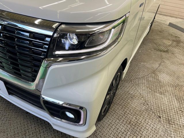 �yLED�w�b�h���C�g�z���V����ԑ��s�����ǍD�Ȏ��E���m�ۂ����S���ĉ^�]�ł��鍂�P�xLED�w�b�h���C�g�𑕔�!�_�����x�������A����d�͂��}�����Ă��܂��B