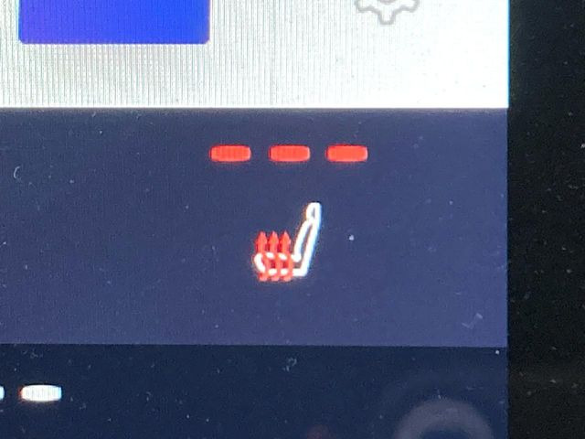 �y�V�[�g�q�[�^�[�z�������ɏd�󂷂�V�[�g�q�[�^�[!�G�A�R����葁�����܂��Ă����̂Ŋ�����̐l�����S�ł��ˁ�G�A�R���̉����͊������邩����A�Ƃ������ɂ����������߂ł��B