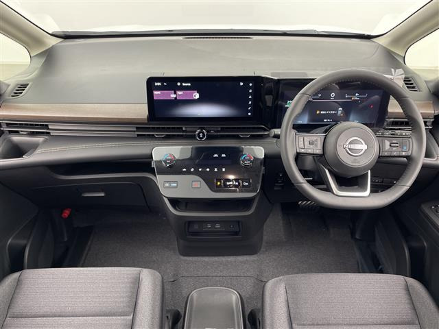 セレナ1.4 e-POWER ハイウェイスターV