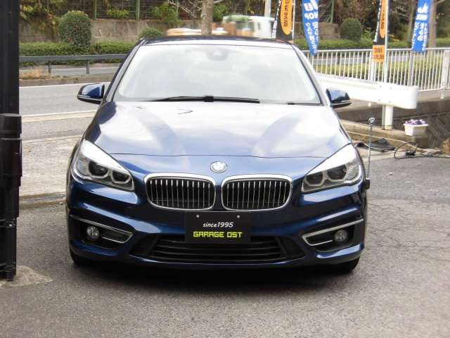 ���Ђ́u�i���ƃv���C�V���O�v��O��I�ɂ������A�ŐV��������A���^�C���Ɍ������A�S�����x���̈����Ŕ̔����Ă���܂��B�d����Ɋւ��܂��Ă��A�S�ԕK�����Ђ̎d����S�����ڂŌ��Č��I���Ĕ����Ă���܂��B