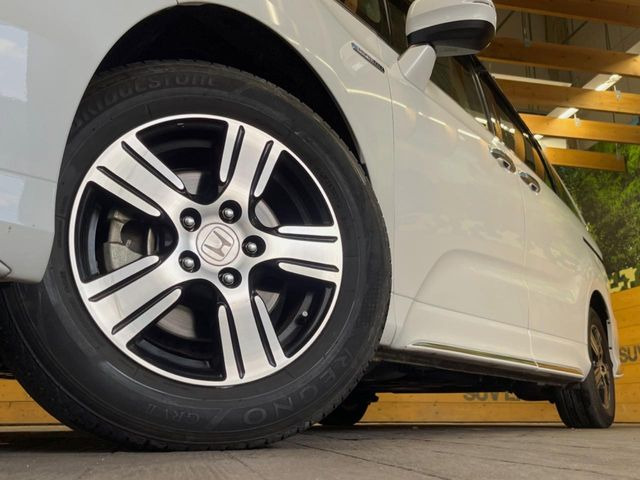 �y����16�C���`�A���~�z�C�[���z�O�ςɃ}�b�`���������A���~�z�C�[���𑕒����Ă���܂��B�e��ЊO�A���~�z�C�[����A�X�^�b�h���X�^�C�����戵�����Ă���܂��B���񂲑��k����������