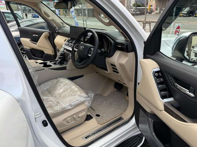 �J���[�w�b�h�A�b�v�f�B�X�v���C(�t�����g�K���X�ɉ^�]�ɕK�v�ȏ�񂪉f���o����܂�)