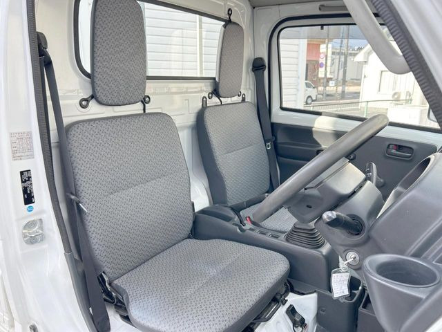 �^�]�ȃV�[�g���͎g�p�������Ȃ��A�ǍD�ȏ�ԂƂȂ��Ă��܂��B���J�Ɏg���Ă������Ƃ��悭�킩��܂��ˁB