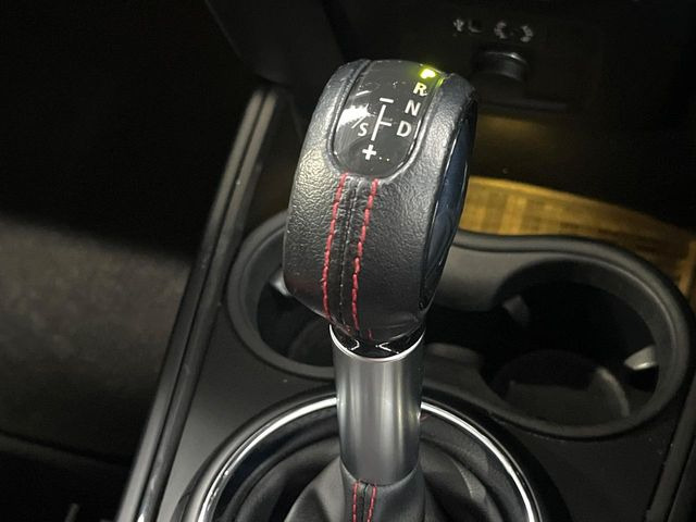 ��MT���[�h�t��AT:�ʏ�͎����ł����Ȃ���ϑ�(�M�A�`�F���W)���h���C�o�[�̑���ɂ���ĈӐ}�I�ɕς�����V�X�e���ł��B����w���i�̃h���C�u�����y���݂��������܂�!