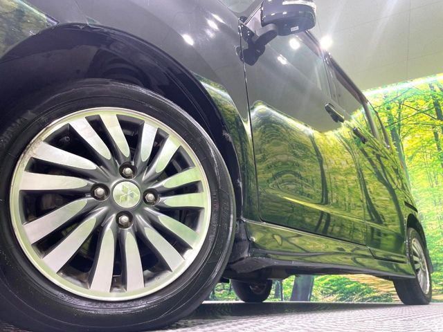 �y����14�C���`�A���~�z�C�[���z�O�ςɃ}�b�`���������A���~�z�C�[���𑕒����Ă���܂��B�e��ЊO�A���~�z�C�[����A�X�^�b�h���X�^�C�����戵�����Ă���܂��B���񂲑��k����������