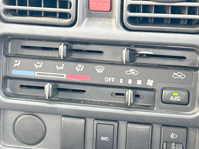 �����~�������Ă��S�Ȃɉ��K�ȋ󒲂�͂��Ă����A�_�C�������G�A�R���𑕔���