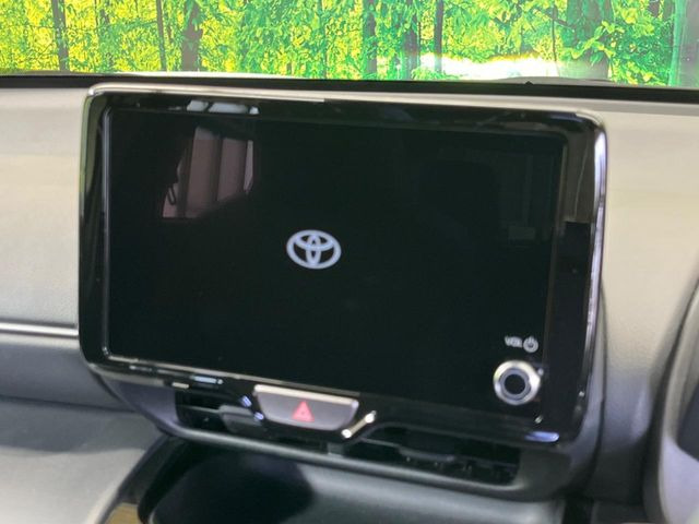 �y8�C���` �f�B�X�v���C�I�[�f�B�I�z���ʂ̃f�B�X�v���C��AppleCarPlay��AndroidAuto�����p�\�B�傫�ȉ�ʂŃX�}�z�i�r�A�v���������p���������܂���