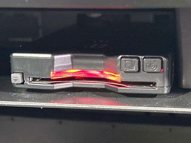 �y�h���C�u���R�[�_�[�z���S�E���S�ȃJ�[���C�t�ɕK�{�̃h���C�u���R�[�_�[�𑕔�!���s���͂������A������^�]�⎖�̂ɑ��������ۂ̏󋵂��f���ŋL�^���A����̃��X�N�ɔ����܂��B