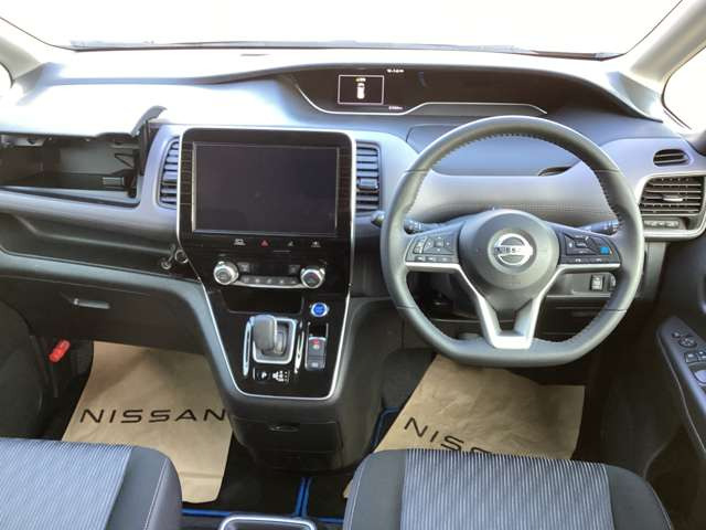 セレナ1.2 e-POWER ハイウェイスターV