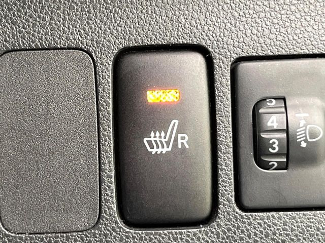 �y�V�[�g�q�[�^�[�z�������ɏd�󂷂�V�[�g�q�[�^�[!�G�A�R����葁�����܂��Ă����̂Ŋ�����̐l�����S�ł��ˁ�G�A�R���̉����͊������邩����A�Ƃ������ɂ����������߂ł��B