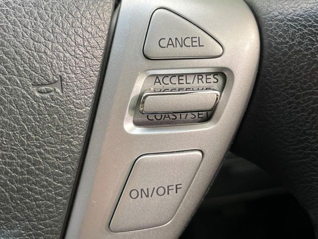 �y�N���[�Y�R���g���[���z�������H�����N���N���s�B�A�N�Z���𗣂��Ă���葬�x�ő��s���ł��A�������^�]���̕��S���y��!�����E�������ȒP�ȃX�C�b�`����Œ����ł��܂��B