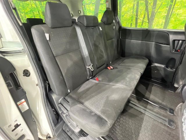 �L�X�Ƃ���2��ڃV�[�g�͋��Z���������A���S�n�����K!�F�B��Ƒ��Ƃ̂��o�����ɂ҂�����ł��B�x�r�[�V�[�g��`���C���h�V�[�g�g�p�������K�ɂ��߂�������������\���ȋ�Ԃ��m�ۂ��Ă��܂��B