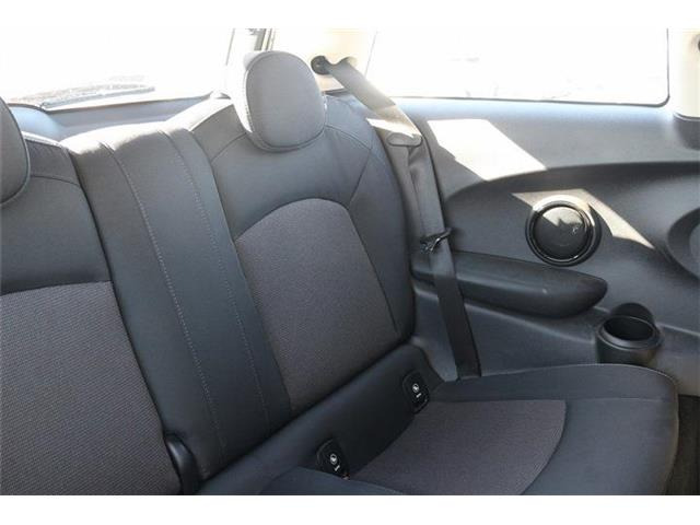 ���Ǝҗl�ւ̔̔��͂��f�肳���Ă��������܂��B �Ԍ������ԗ��̏ꍇ�́A�Ԍ����擾�������x�������z�ŕ\�����Ă���܂��B