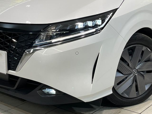 �yLED�w�b�h���C�g�z���V����ԑ��s�����ǍD�Ȏ��E���m�ۂ����S���ĉ^�]�ł��鍂�P�xLED�w�b�h���C�g�𑕔�!�_�����x�������A����d�͂��}�����Ă��܂��B