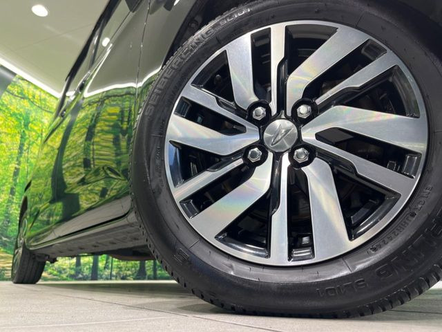 �y����14�C���`�A���~�z�C�[���z�O�ςɃ}�b�`���������A���~�z�C�[���𑕒����Ă���܂��B�e��ЊO�A���~�z�C�[����A�X�^�b�h���X�^�C�����戵�����Ă���܂��B���񂲑��k����������