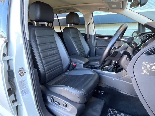 ●レザーシート:高級感漂うブラックレザーシートは、使用感も少なく良好なコンディションを保っております!その他、気になる箇所がございましたらお気軽にお問合せ下さい!