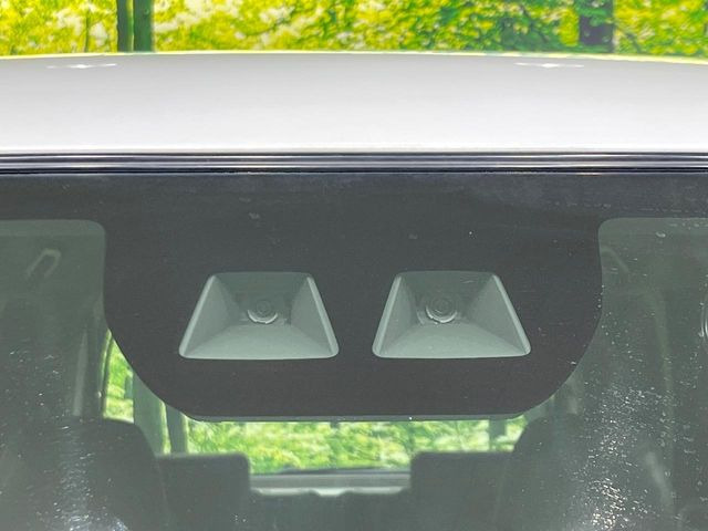 �y�X�}�[�g�A�V�X�g�z���s���ɑO���̎ԗ�����F�����A�Փ˂������Ȏ��͌x��ƃu���[�L�ŏՓˉ���Ɣ�Q�y�����A�V�X�g�B�����S�Ƀh���C�u�����y���݂��������܂��B