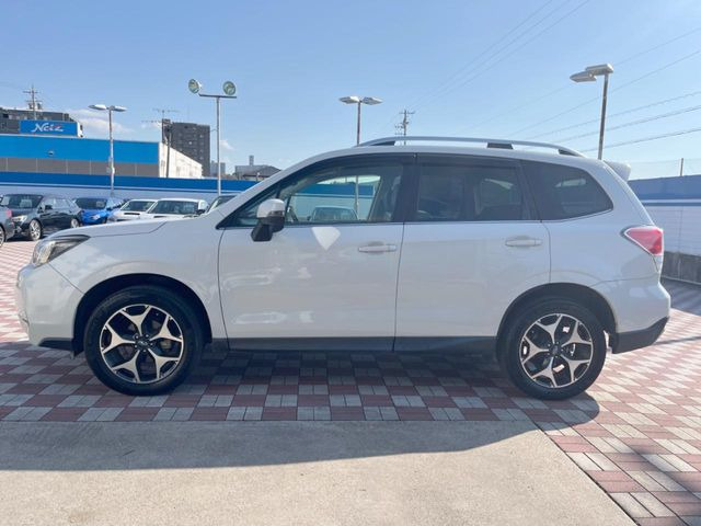 ���Ђł́A�S�ԁw�C�����Ȃ��x�̂��Ԃ̂ݎ�舵���Ă���܂��B��C�o�C���[�ɂ�錵�I�����d����̌�A���Ɍ�̎ԗ��`�F�b�N���s���A�l�N�X�e�[�W���F�肵�����i���Ȓ��ÎԂ����񋟂��Ă���܂��B