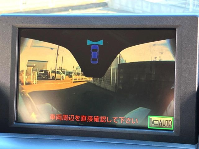 �y�t�����g�J�����z�h���C�o�[���猩�ɂ������p�������f���Ŋm�F�ł���O���J�����𑕒��B���ʂ��������Ȃ��ꏊ��Z��W�n�Ȃǂ��^�]���邱�Ƃ������l�ɂ������߂̈��S�����ł��B