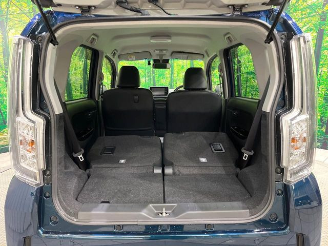 ���i�̂���������ʋ΁A���}���ɏ\���ȉ׎��X�y�[�X���m�ۂ��Ă���܂��B�Z�J���h�V�[�g��|���ƁA�傫�ȉו��̐ύڂ��\�ł���