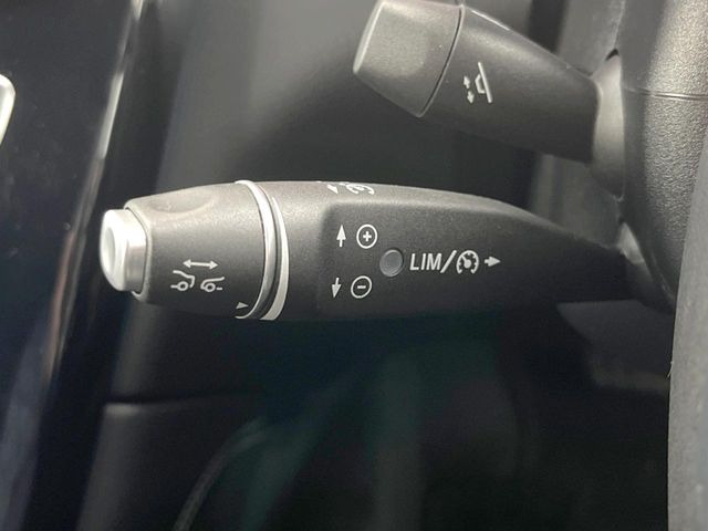 ���f�B�X�g���j�b�N�v���X:�s�s�A�x�O�A�������H�Ȃǂ̑��s���ɁA�X�e���I�}���`�p�[�p�X�J�����ƃ��[�_�[�Z���T�[�ɂ��A�O���Ԃ�F�����đ��x�ɉ������Ԋԋ������ێ����鎟����̃N���R��!