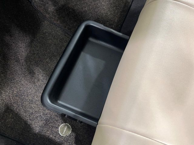 �y�V�[�g�A���_�[�{�b�N�X�z����Ȃ̃V�[�g�̉��Ɏ��[�{�b�N�X�𓋍�!������C�ȂǁA���x������������Ƃ��Ă����p���������܂��B