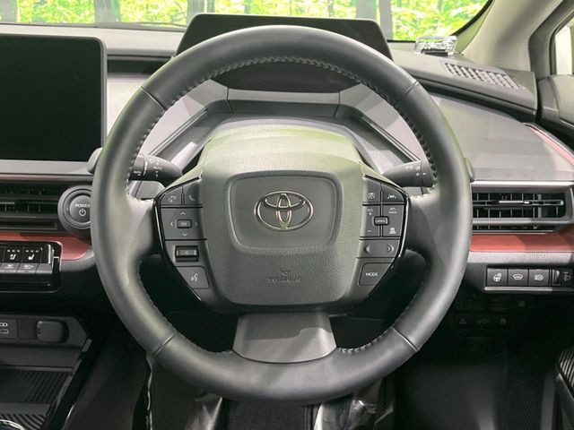 �y�����v�����X�e�A�����O�z�㎿�Ȋv���g�p���邱�ƂŁA��ɂ����������݂ƂĂ��^�]���₷���n���h���ł���