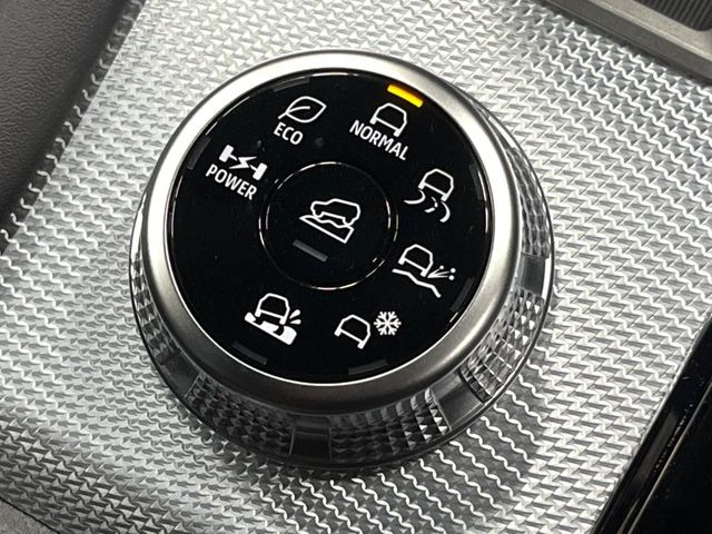 �y�g�����X�t�@�[�z�I�t���[�h��ᓹ�ɓ����������[�h�ւ̐؂�ւ����\�B�������j�����������A�I�����[�h�ȊO�ł����􂵂Ă���܂���