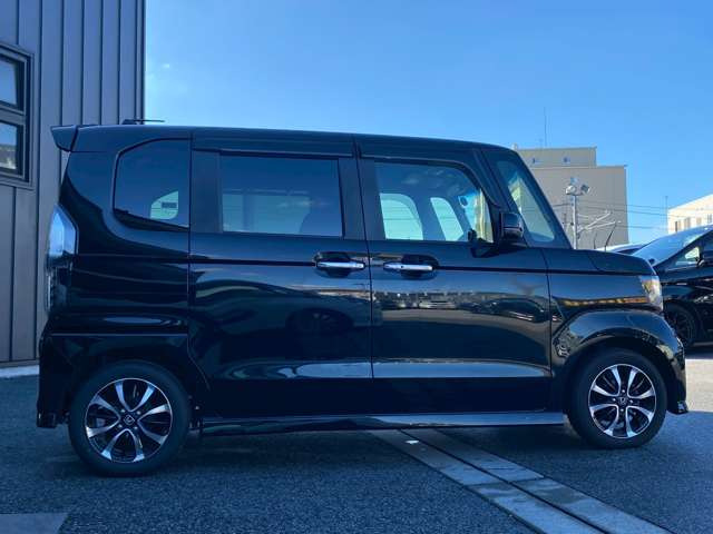 特殊なお車の制作や販売も可能です!(キッチンカーや積載車、ダンプカーやレプリカ車、バスなどなど)流行りのSUVは勿論、EV(電気自動車)やハイブリッド(PHEV含む)も納車実績がございます!何でもご相談を!
