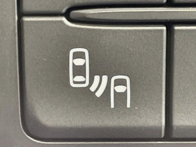 �y�u���C���h�X�|�b�g���j�^�����O�z���s���A�h�A�~���[�̎��p�ɂȂ�₷���ӏ��Ɍ㑱�Ԃ��ڋ߂���ƃT�C�h�~���[�t�߂Ɍx����\���A�h���C�o�[�ɒ��ӊ��N�����Ă���܂��B